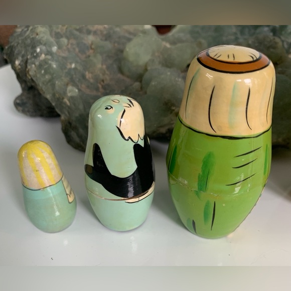 Noah’s ark Bible story nesting dolls - Picture 6 of 9